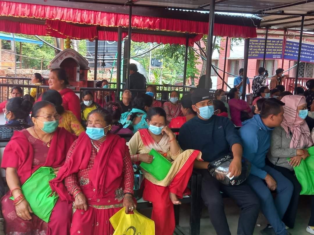 भक्तपुर अस्पतालमा थपियो माछापुच्छ्रे बैंकको एक्सटेन्सन काउण्टर