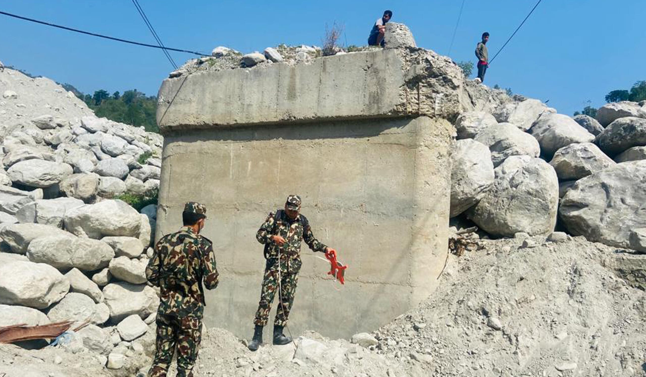 तीनवटा पालिका मेलम्ची, पाँचपोखरी र इन्द्रावती जोड्ने ‘बेलिब्रिज’ निर्माण हुँदै image
