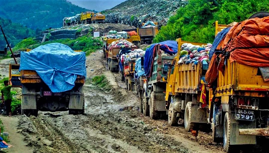 फोहोरका गाडीबाट शुल्क नउठाउने, आन्दोलन भने कायमै