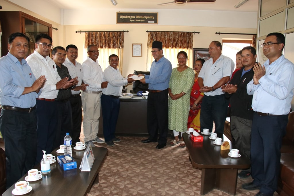 भक्तपुर नगर भित्रका सहकारीहरु यसरी आफ्नो सामुदायिक उत्तरदायित्व पुरा गर्छन...