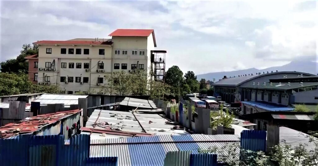 ललिता निवासको जग्गाभित्रका संरचना हटाउन काठमाडौँ महानगरको कडा निर्देशन