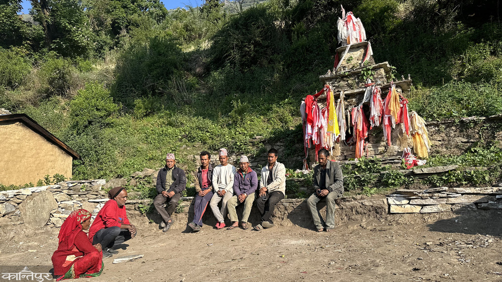 न्यायका नाममा धामीको इजलास image