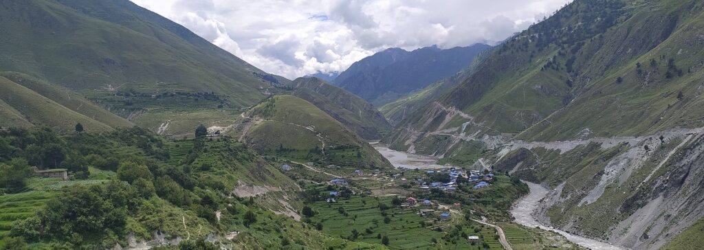 स्थानीयस्तरमा उत्पादित अङ्गुर त्रिपुरासुन्दरी नगरपालिकाले किन्ने