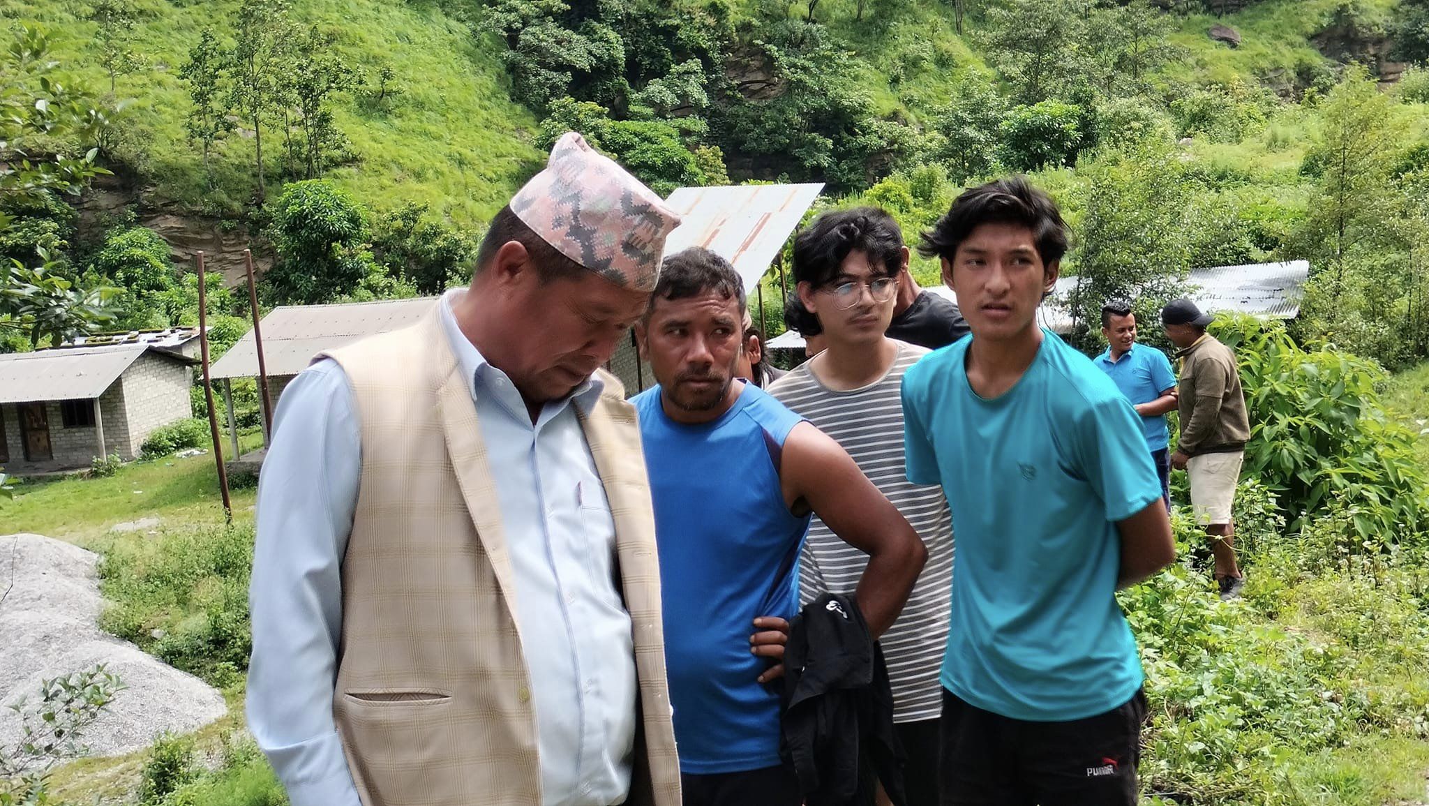 आफै खटिनु भएको थियो 