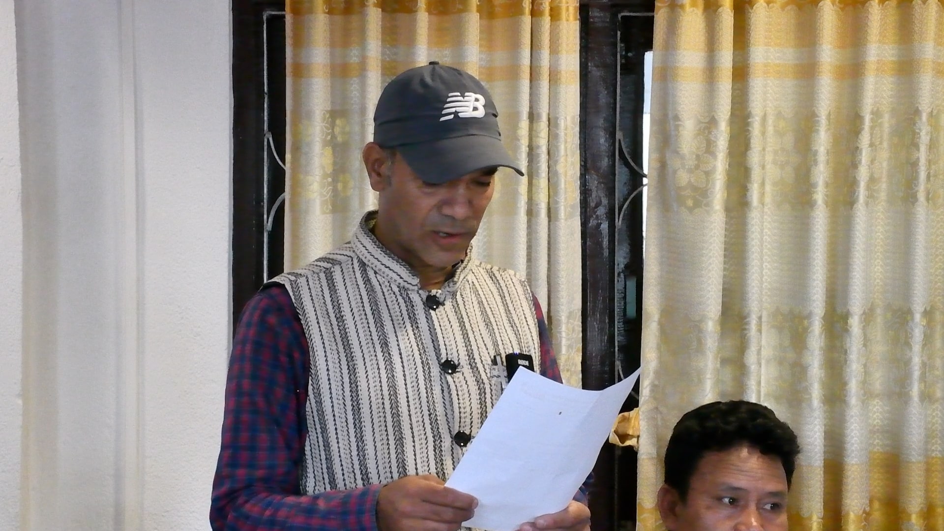 कमसल विकास निर्माण विरुद्ध माओवादी केन्द्र चाँगुनारायणको भक्तपुरका प्रमुख जिल्ला अधिकारीलाई ज्ञापन पत्र