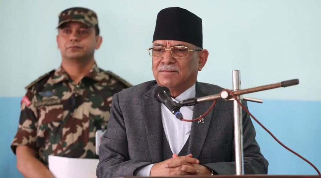 अब निर्णय गर्नुभन्दा निर्णय नगर्नु जाति भन्ने मानसिकता हटाउन मन्त्री र सचिवलाई प्रधानमन्त्री प्रचण्डको निर्देशन