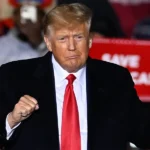 आदेशमार्फत् दुई हजार दुई सय कर्मचारीको प्रशासनिक अवकाश समेतमा रोक