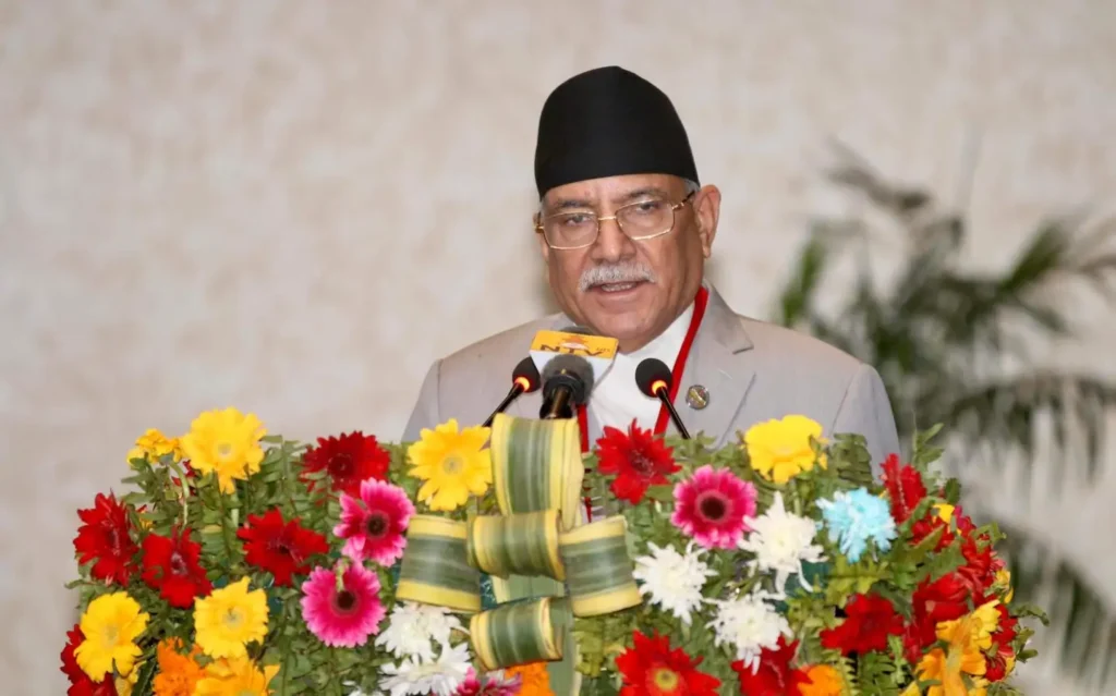 प्रधानमन्त्री प्रचण्ड चितवनमा