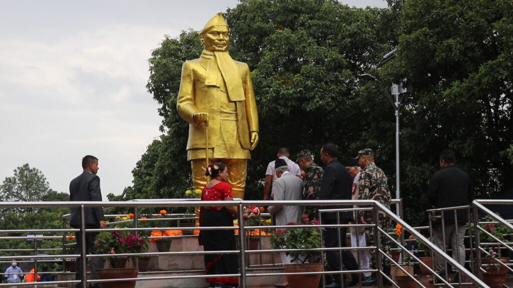 राष्ट्रपति रामचन्द्र पौडेलले गरे गणेशमान सिंहको प्रतिमा अनावरण