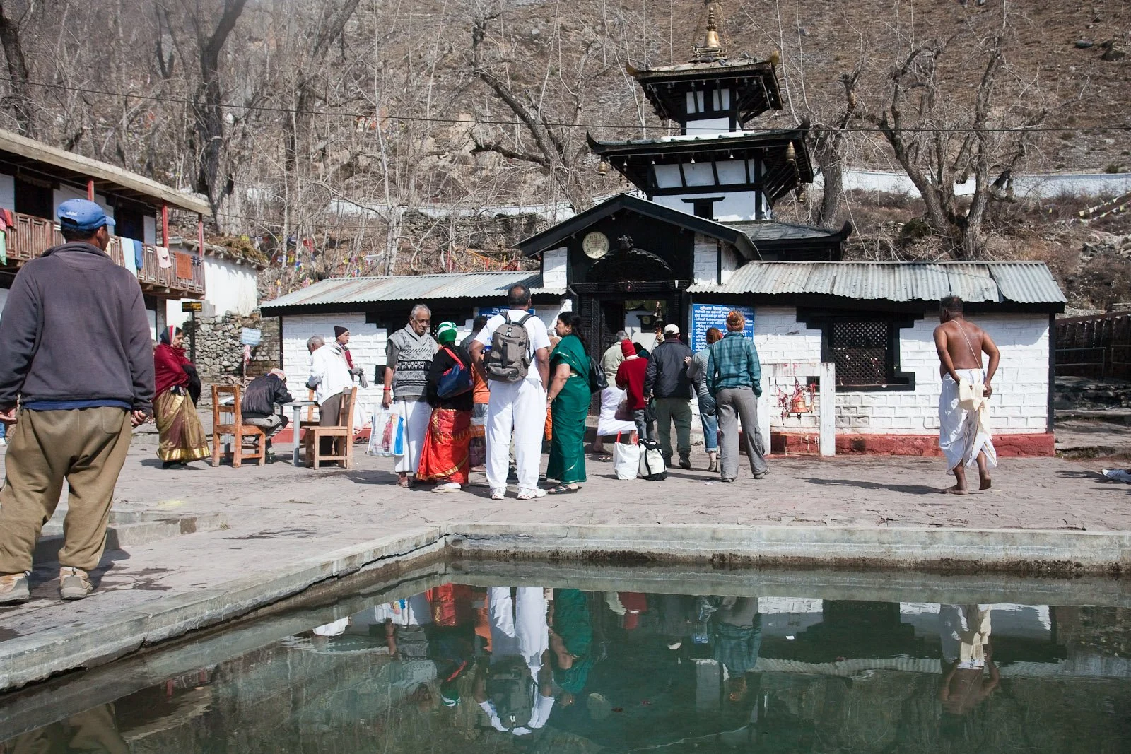कागबेनी र मुक्तिनाथ क्षेत्रका पुरोहित फुर्सदिला image