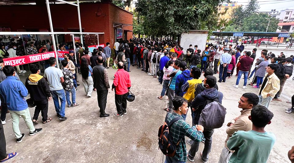 दसैँका लागिअग्रिम टिकट बुकिङ सोमबारबाट मात्रै