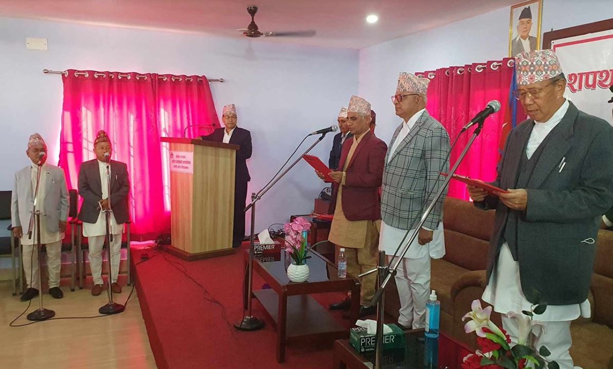 कोसीमा एमाले–कांग्रेसको सरकार, मुख्यमन्त्रीले गरे दुई मन्त्री नियुक्त image