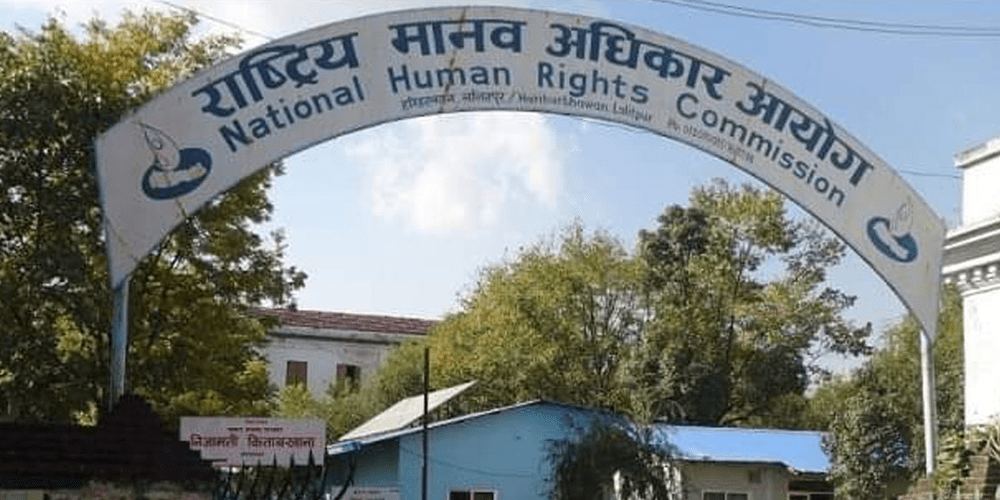 खोटाङ अस्पतालमा जीवन जलसमेत भेटिएन : आयोग