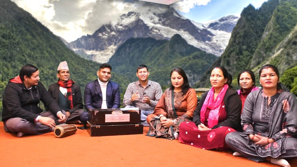 हाम्रो परम्परा, हाम्रो पहिचानः देउडा सँस्कृती जोगाउँदै दैलेखका नयाँ पुस्ता (भिडियो)
