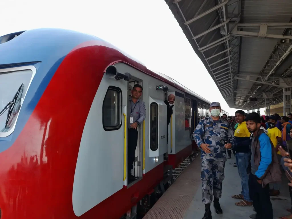 समयतालिका निर्धारण गरी रेल सेवा सञ्चालन