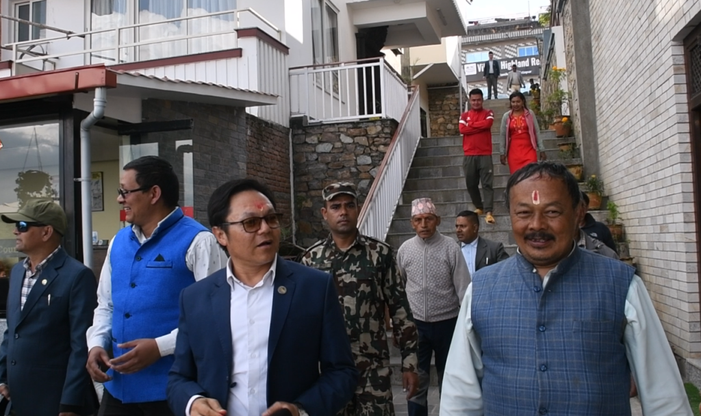 रानीकोट अवलोकनपछि पर्यटनमन्त्री किरातीले भने, ‘यसको संरक्षमा सहयोग गर्छु’