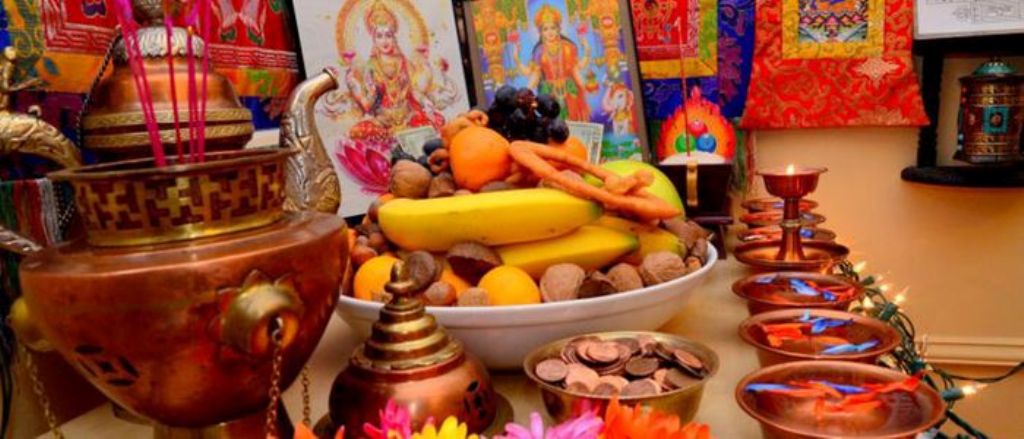 धनधान्यकी देवी लक्ष्मीको पूजाआराधना गरी लक्ष्मीपूजा मनाइँदै image
