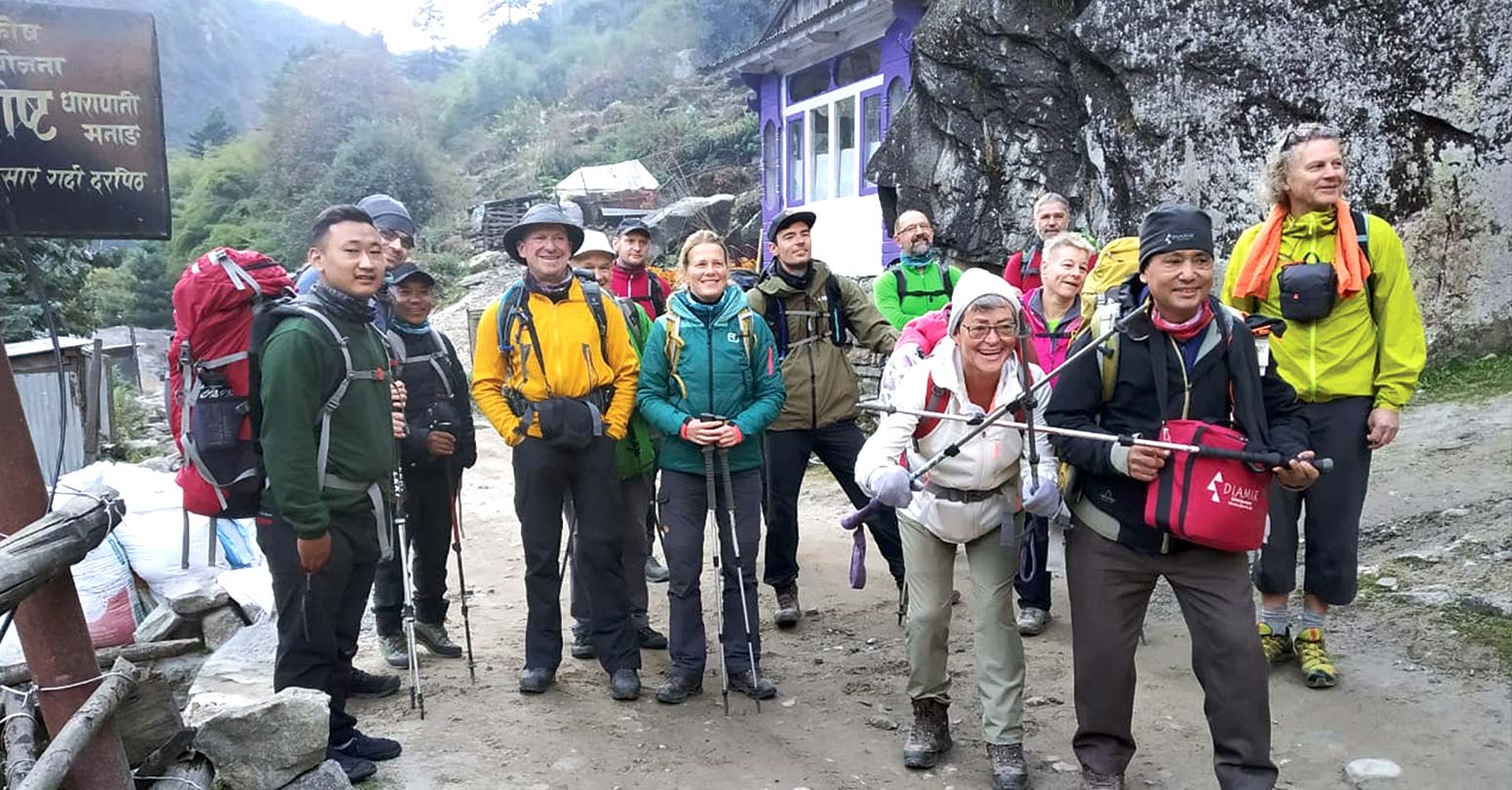 पर्यटक आगमन कोभिडअघिकै अवस्थामा image