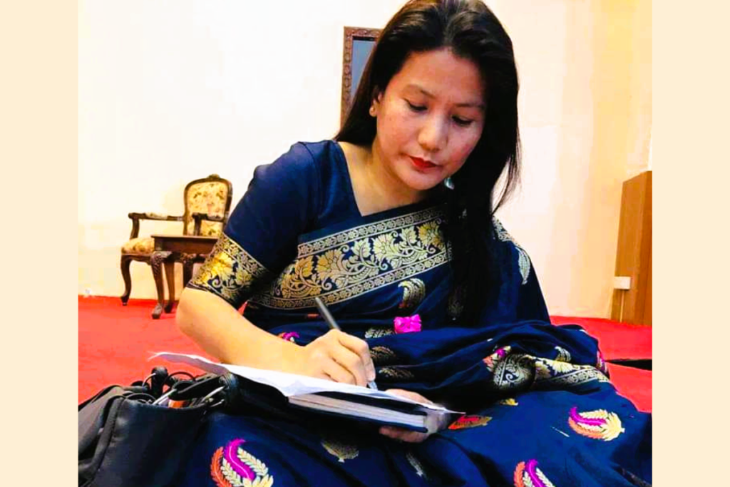 पशुपति क्षेत्र विकास कोषकी नवनियुक्त कार्यकारी निर्देशक पुनलाई कामकाज नगर्न अन्तरिम आदेश