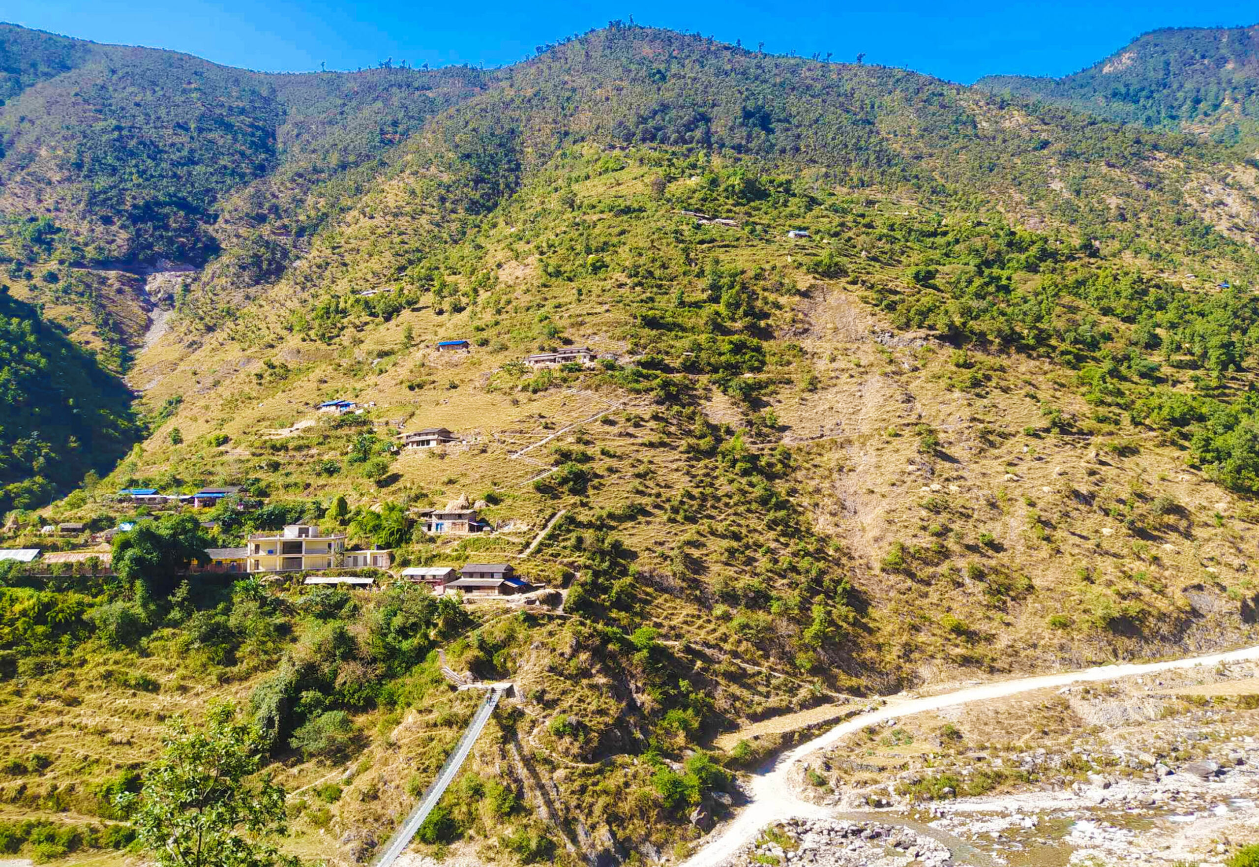 बागलुङको विकट गाउँमा सडक पुगेपछि स्थानीय हर्षित image