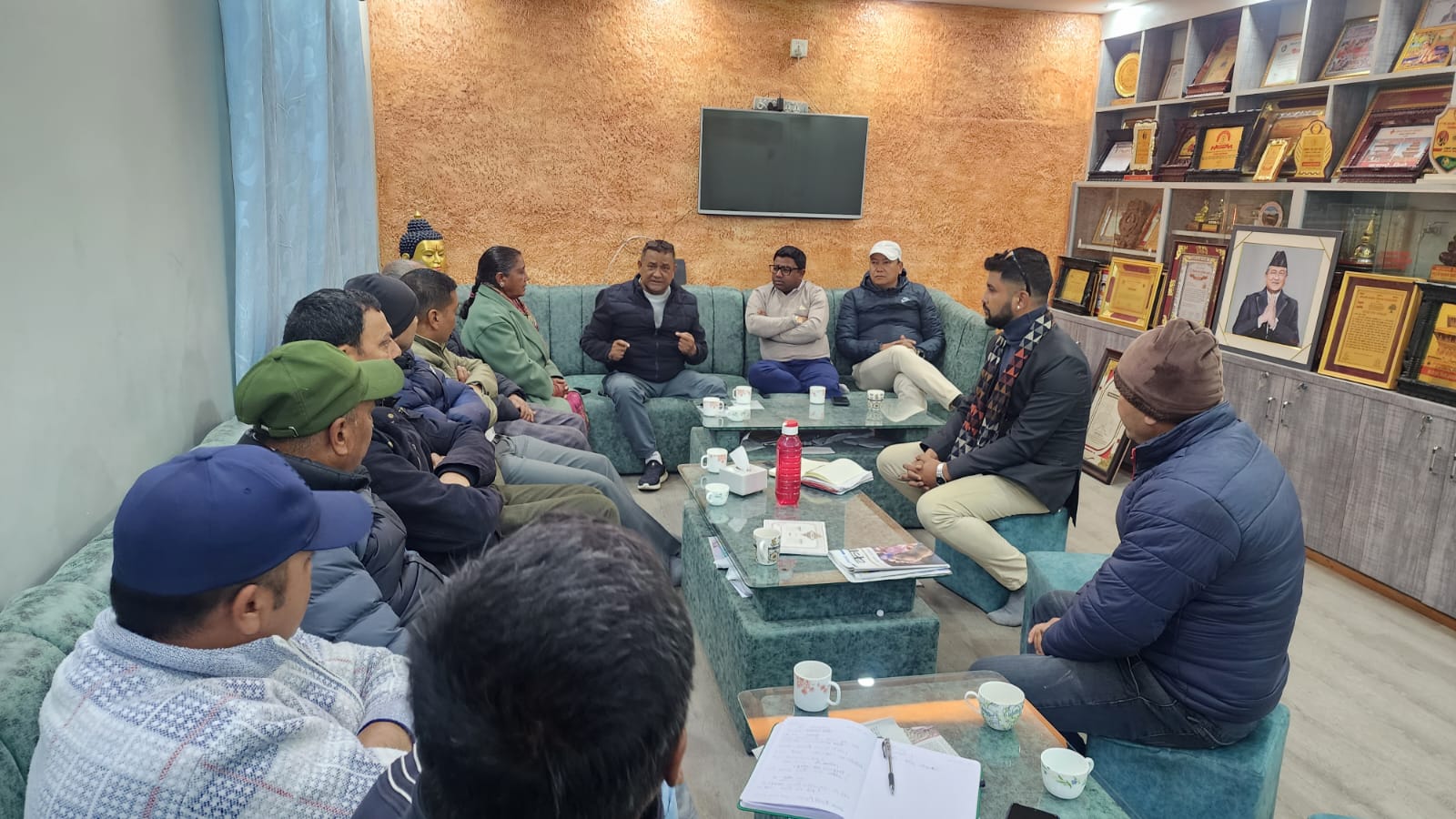 राज्यको लगानी खेर जान नदिन भक्तरका संघीय तथा प्रदेश सांसदहरु एकै ठाउँमा 