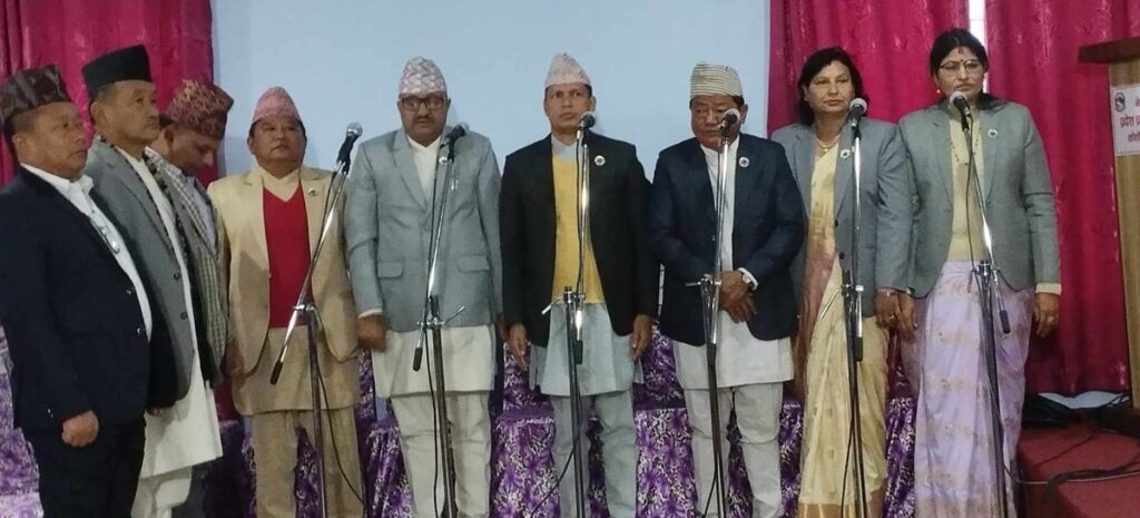 चार मन्त्री र दुई राज्यमन्त्री नियुक्त गरे कोशी प्रदेशको मन्त्रिपरिषद्ले पूर्णता पायो