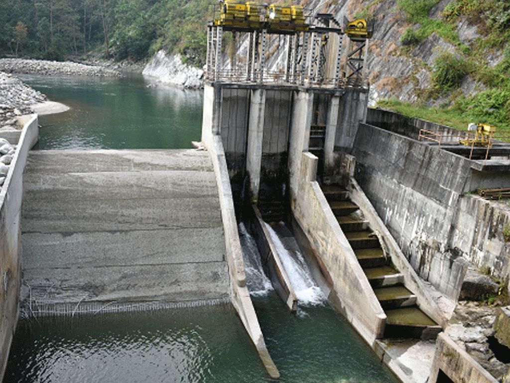 ३० हजार मेगावाटको लक्ष्य, नीतिगत उल्झनको तगारो image