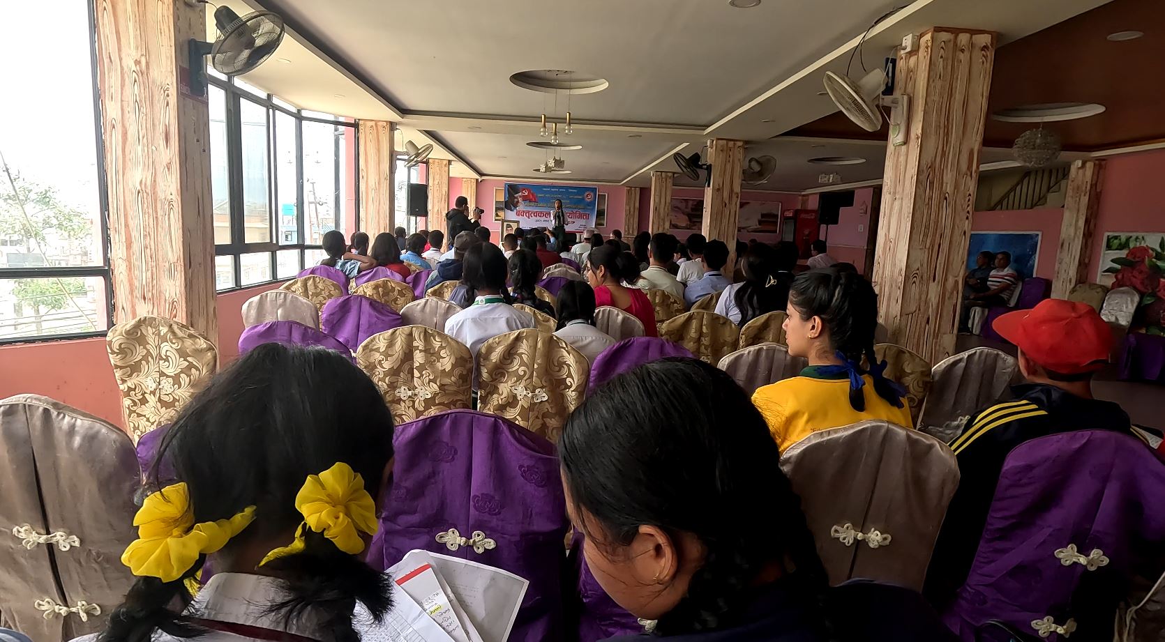 जननेता भण्डारीको जन्मजयन्तीको अवसरमा  बक्तृत्वकला प्रतियोगिता, महेन्द्र शान्ति मावि प्रथम