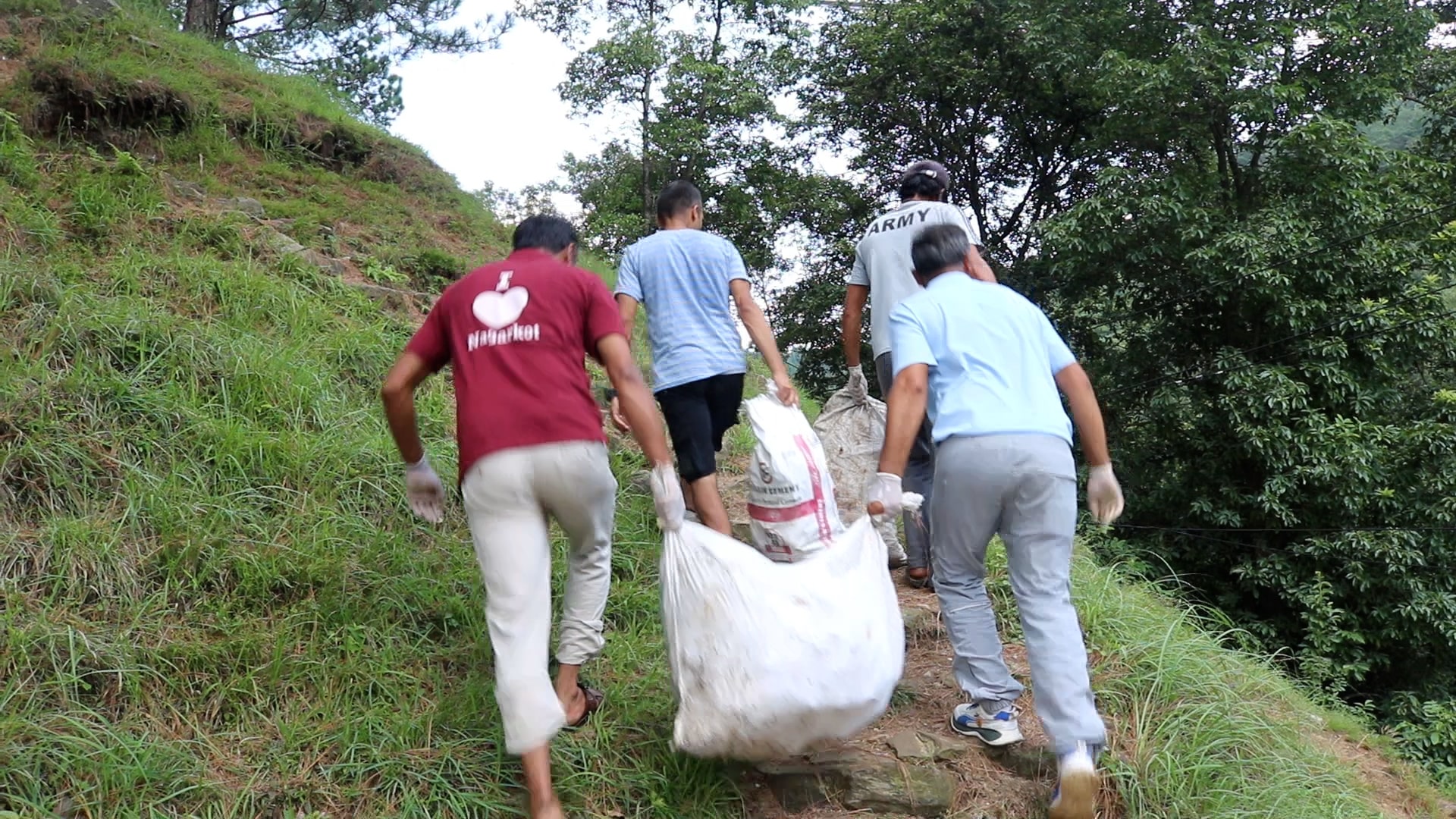 सचेत रहनुहोला अव मुहानपोखरीमा नुहाउँन तथा फोहोर गर्न प्रतिबन्ध,‘मुहानपोखरी बृहत सरसफाइ तथा सचेतना अभियान’ सञ्चालन