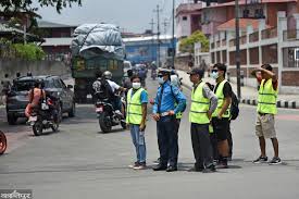 ट्राफिक नियम उल्लंघन गर्नेलाई सडकमा नखटाउन सर्वोच्चको अन्तरिम आदेश