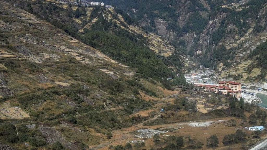 किमाथाङ्का नाका खुलेपछि भोटखोलाका बासिन्दाको दैनिकी सहज बन्दै