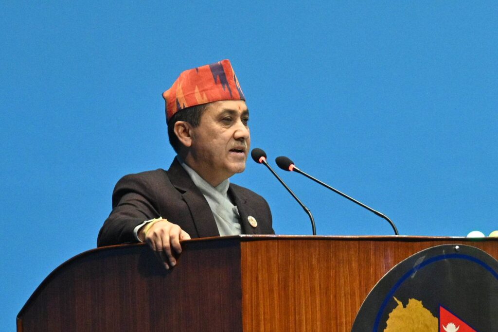 रवि लामिछानेले मिठो भ्रम दिनुभयोः विश्वप्रकाश शर्मा