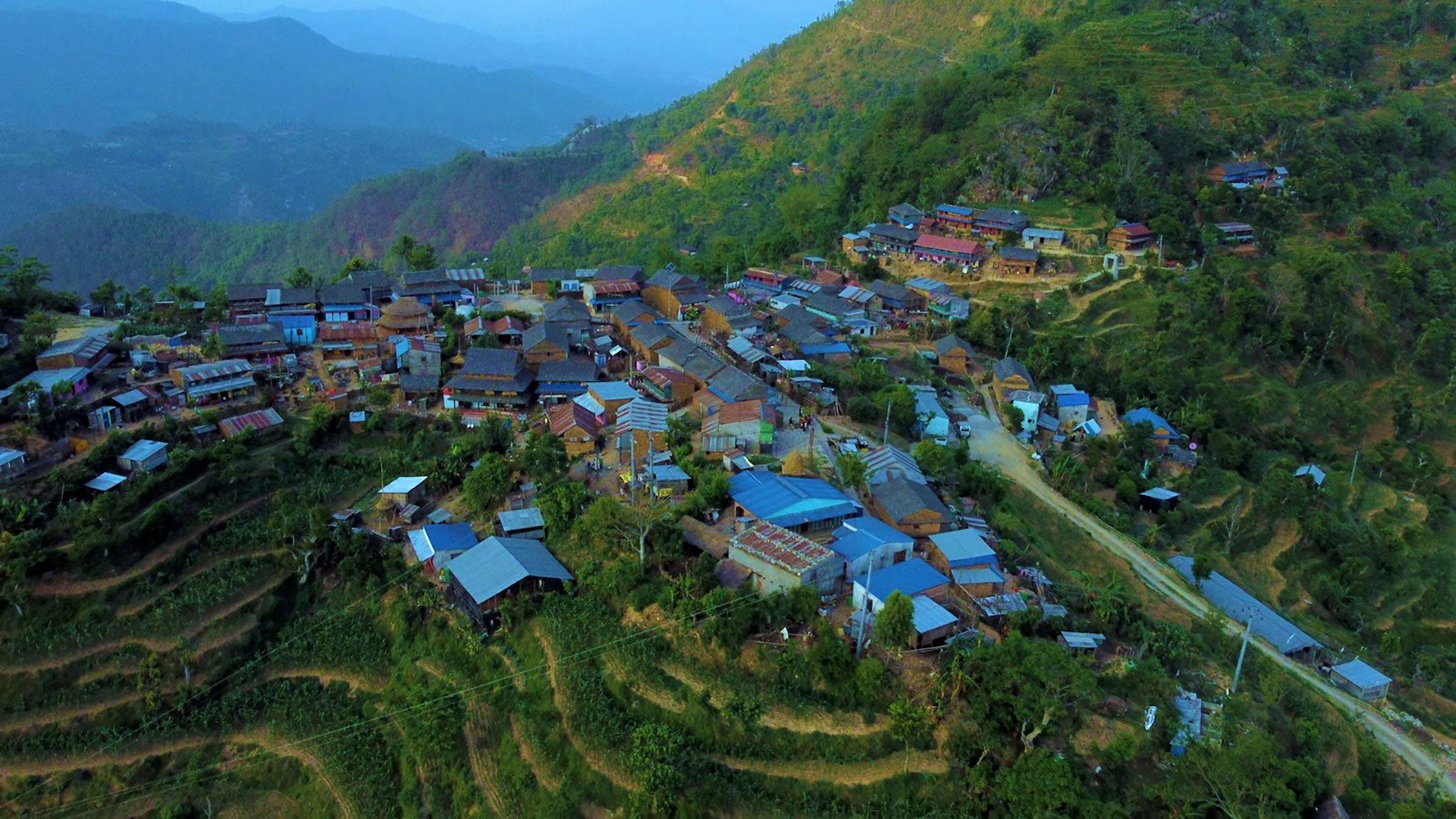 दसैँ बिदामा भरिभराउ आन्तरिक पर्यटक image