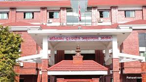 अख्तियारकी आयुक्तको घरमा ललितपुर महानगरले चलायो डोजर