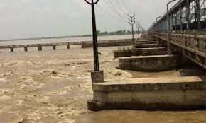 सप्तकोशीमा बहाव बढेसँगै सुनसरी र सप्तरीमा उच्च सतर्कता