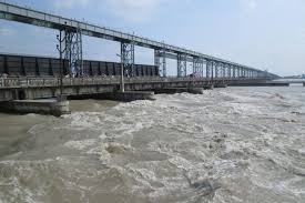 कोशी नदीमा पानीको बहाव खतरा तहमा पुग्यो, सचेत रहन आग्रह