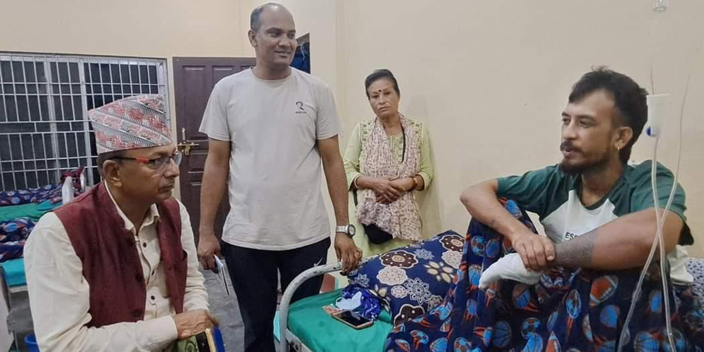 जीवन बचाउने थलो बन्दै चारआली स्थित सर्पदंश उपचार केन्द्र