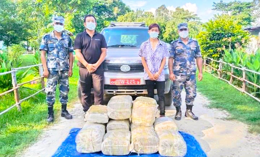 ४२ जना लागुऔषध कारोबारी पक्राउ