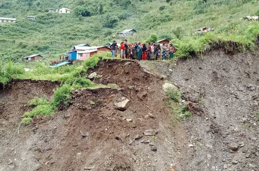 जाजरकोटको धुमामा पहिरो खस्दा दुई जना पुरिए