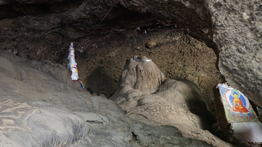पर्यटकको पर्खाइमा मुस्ताङको चुङसी गुफा image