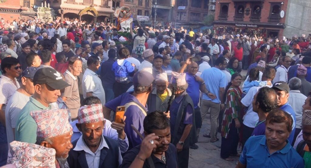 भक्तपुरमा वल वल पुलुकिसी