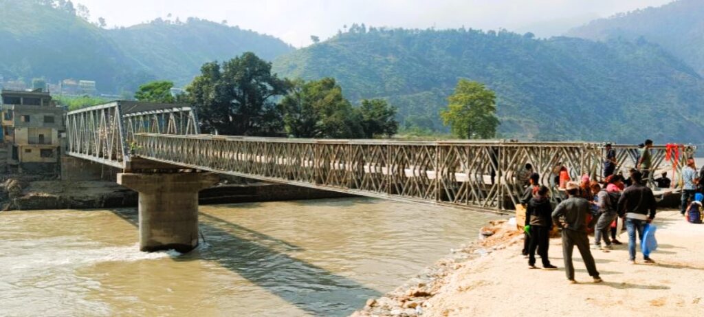 सुनकोशीमा बेलिब्रिज बनेपछि स्थानीयकाे दैनिकी सहज