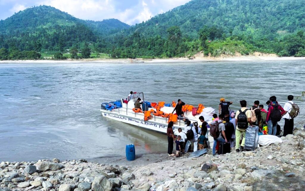 सप्तकोसीमा ‘जेटबोट’ सञ्चालन