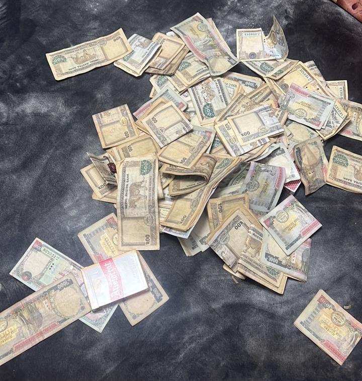 साढे ८ लाखसहित जुवा खालबाट १२ जना पक्राउ