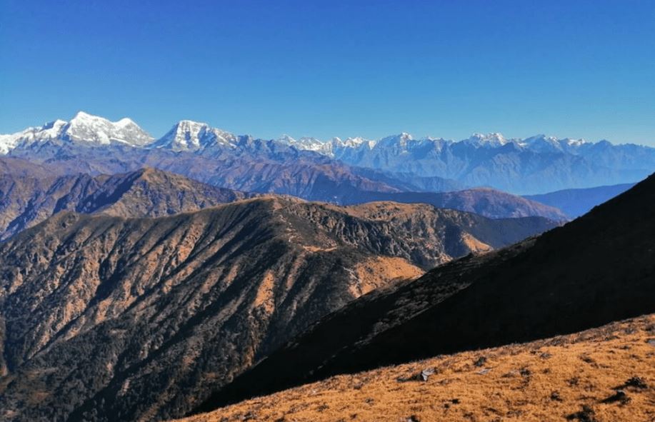 सञ्चार सुविधा नहुँदा पर्यटकलाई मर्का image