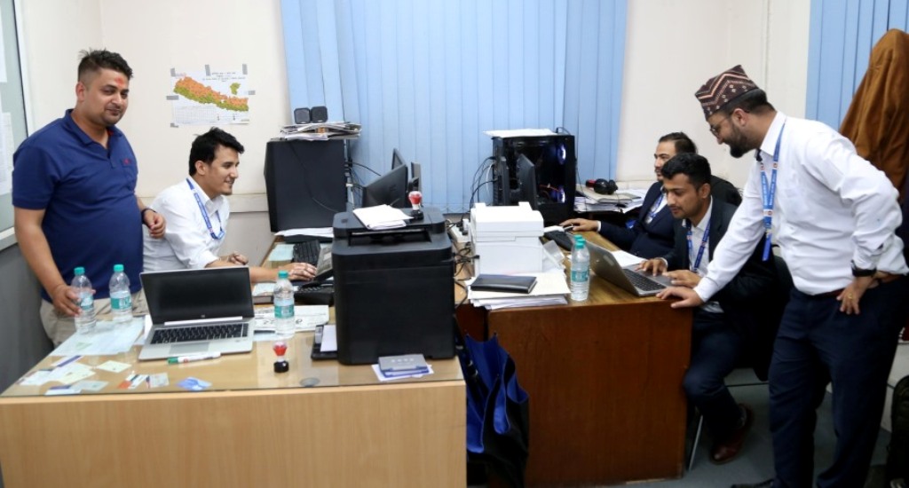 आज देखि सरकारी कार्यालय बेलुका ४ बजे सम्म मात्र खुल्ने