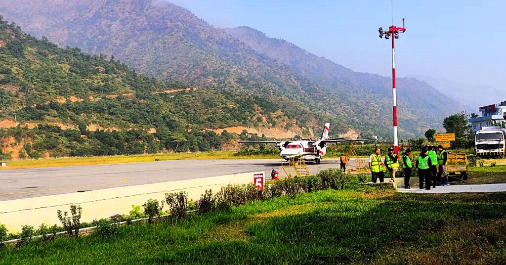 मन्थलीबाट सिधा काठमाडौं उडान सेवा बन्द