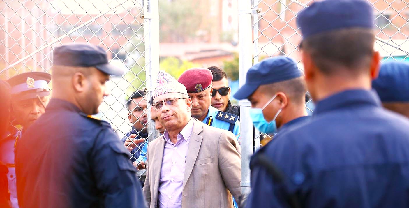 पीडितकै पैसामा मस्ती गर्दै जापान गएका थिए पूर्वमन्त्री लीलाबल्लभ अधिकारी image