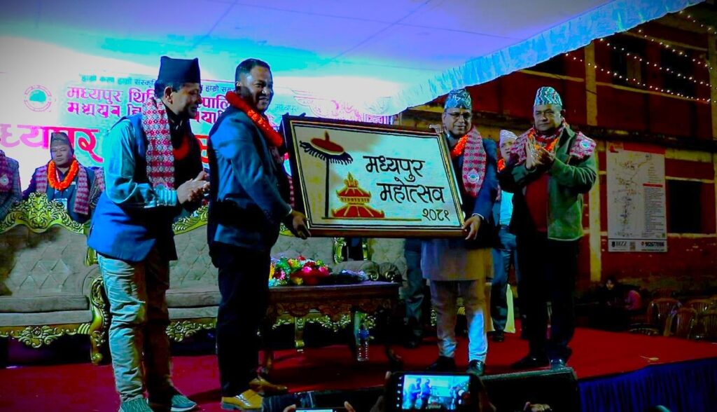 मध्यपुर महोत्सवले सँस्कृतिका क्षेत्रमा नयाँ आयाम थपेको छः मन्त्री पाण्डे