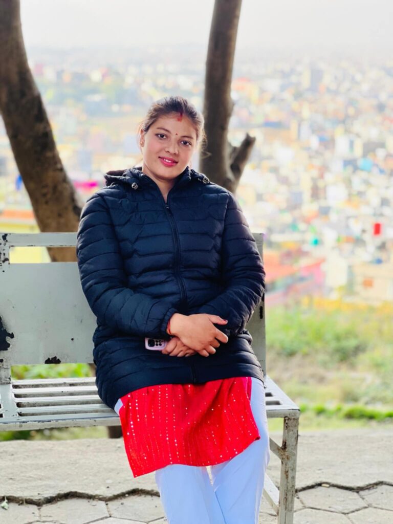 दुई दिनदेखि वेपत्ता गीता हुमागाई दुलाललाई देख्ने, भेट्नेलाई सम्पर्क गराईदिन दुलाल परिवारको आग्रह 